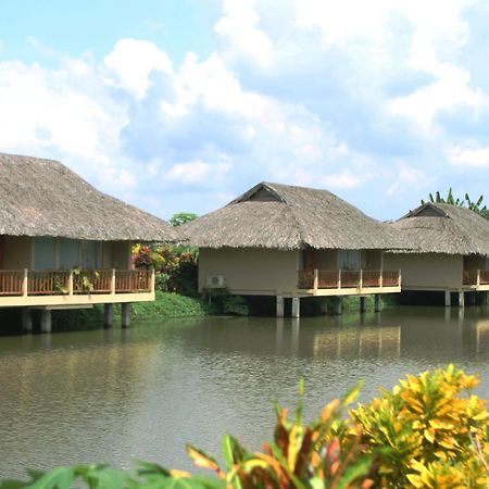 Mekong Riverside Boutique Resort & Spa Cái Bè Rum bild